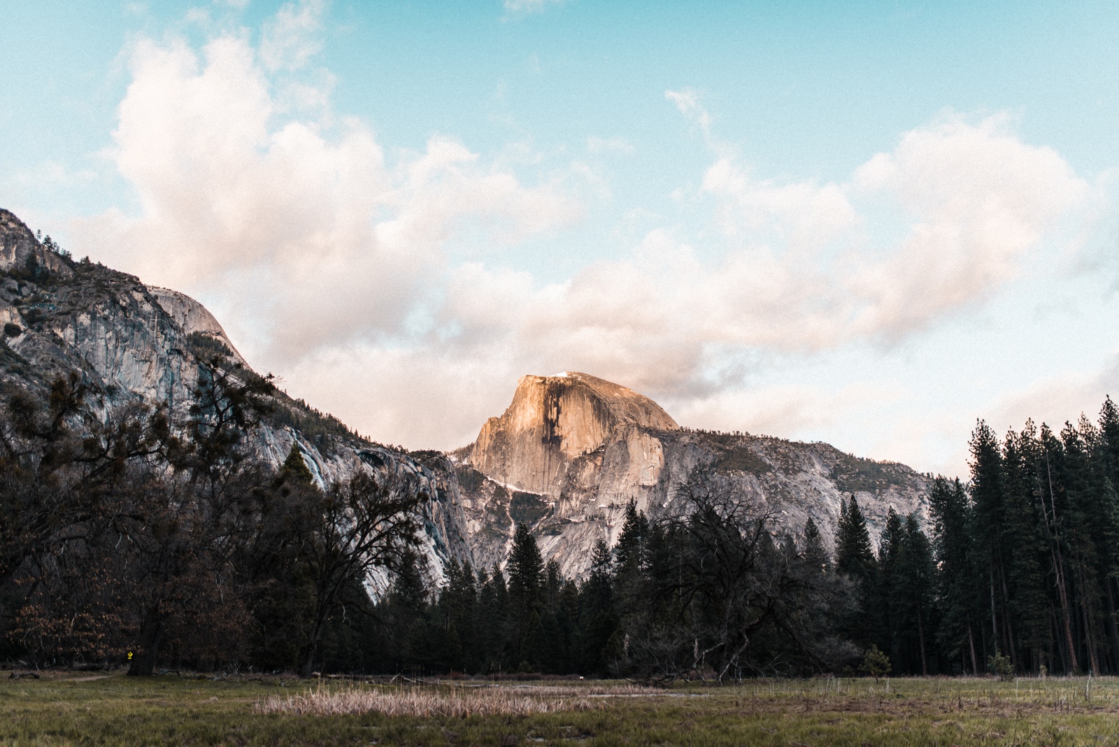 Best yosemite hikes in cheap april