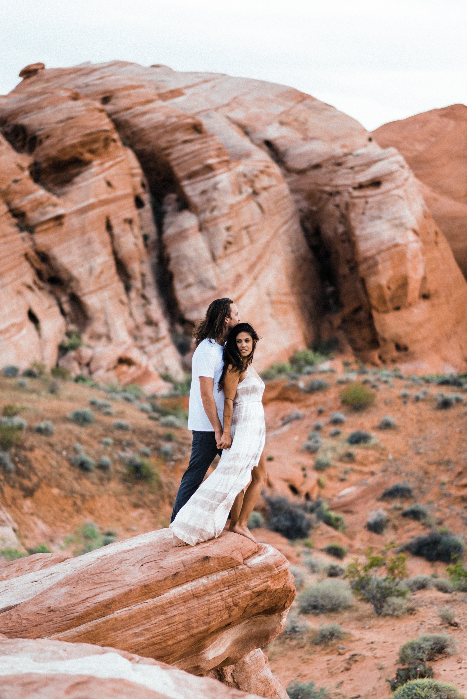 Valley of Fire State Park Sunset Adventure Session | The Foxes