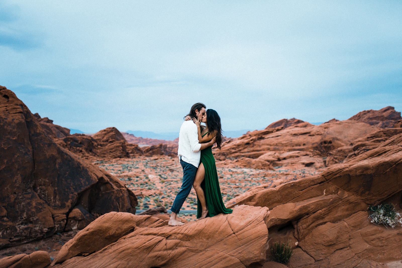 Valley of Fire State Park Adventure Session Engagement Photos
