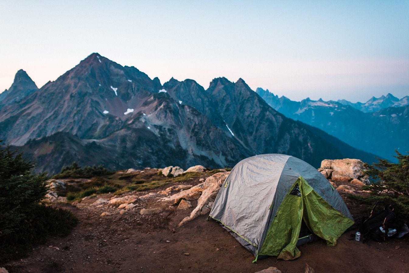 North Cascades Backpacking Elopement The Foxes Photography