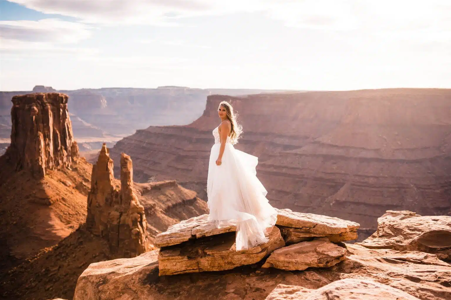 6 Most Stunning Elopement Dresses in 2023 and how to pick one