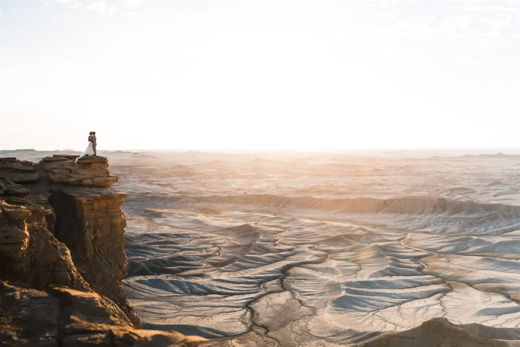 Elopement photographer capturing utah desert elopement